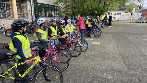 Fahrradtraining mit der Polizei